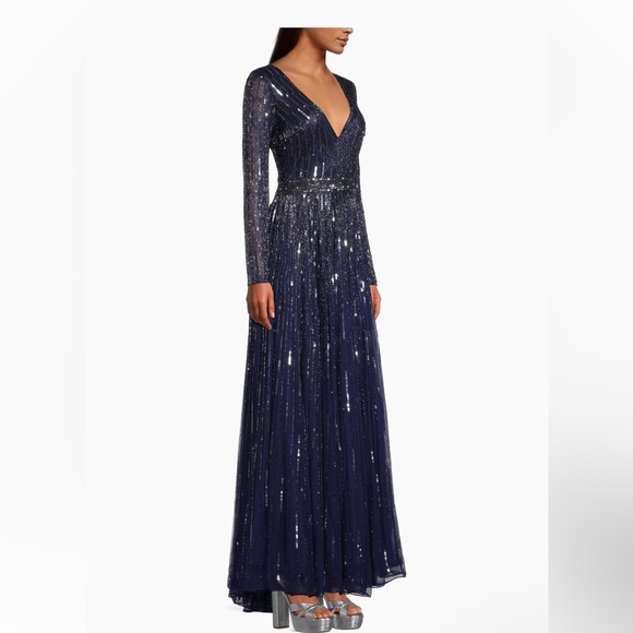 NWT Mac Duggal 4977 Sequined V-Neck Illusion Sleeve A-Line Gown Midnight Size 16 - Picture 3 of 11